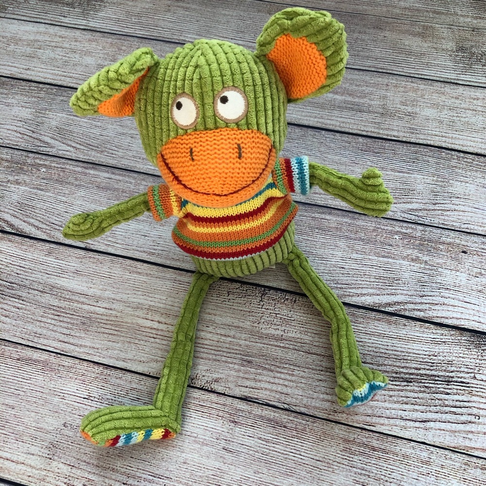 ❌ SOLD ❌ 13" MAISON CHIC CORDUROY GREEN MONKEY